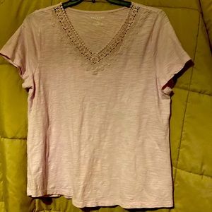 Talbots women’s short sleeve embroidered color T-shirt